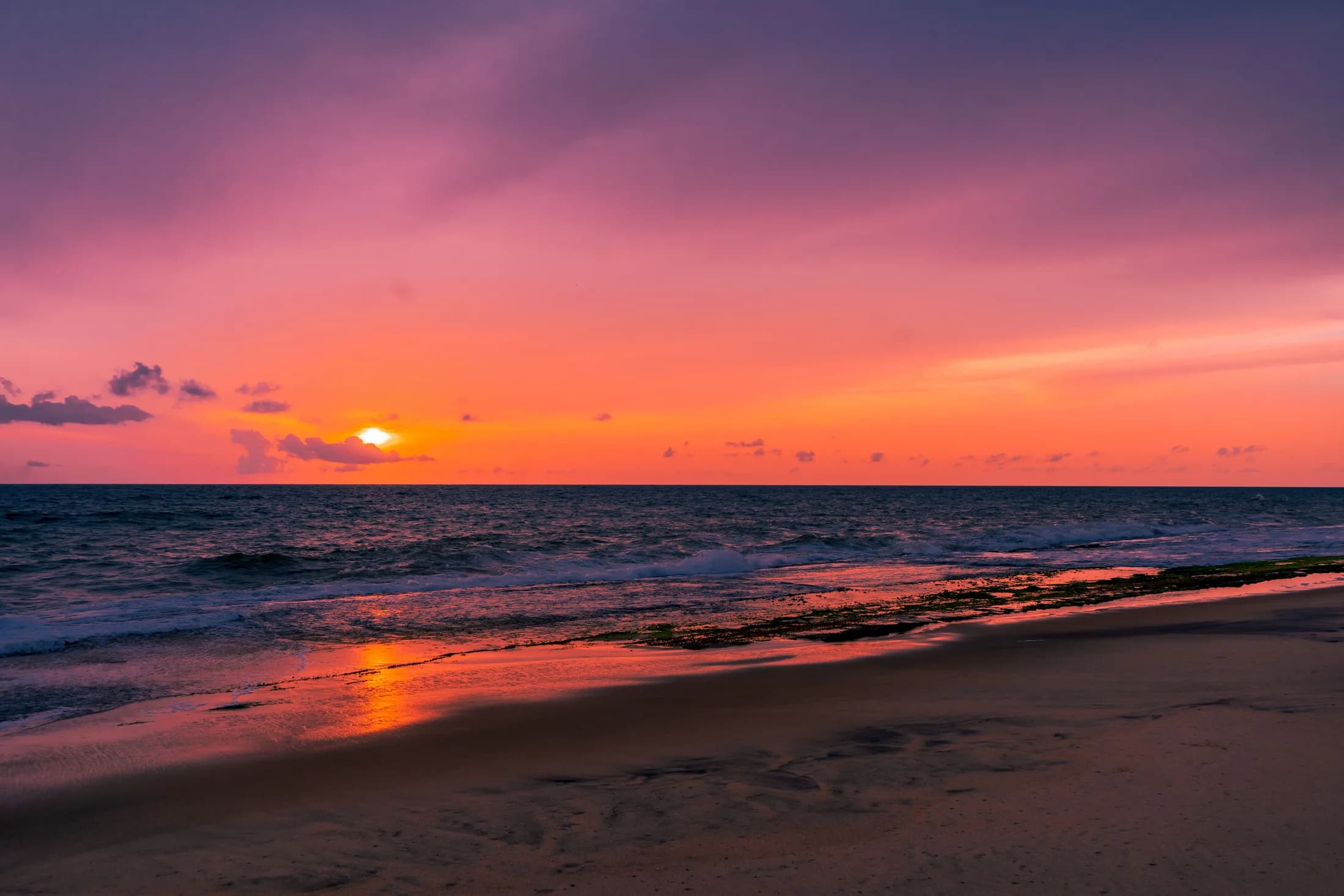 Negombo beach and airport transfer destination in Sri Lanka